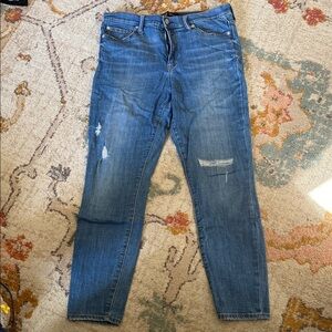 Old Navy Women's Distressed Blue Skinny Jeans